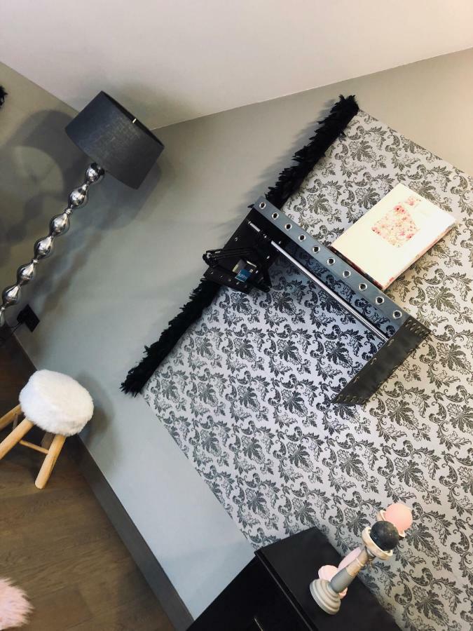 Loft D Isa Avec Wifi Netflix Διαμέρισμα Gesves Εξωτερικό φωτογραφία